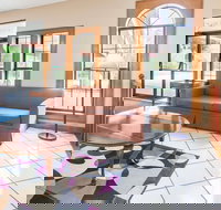 Super 8 by Wyndham Atchison - Accommodation Dallas