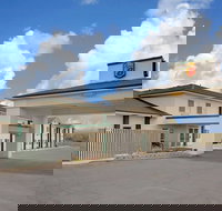 Super 8 by Wyndham Battle Mountain - Accommodation Dallas