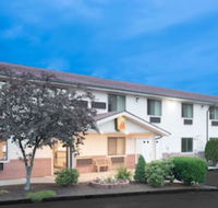 Super 8 by Wyndham Augusta - Accommodation Dallas