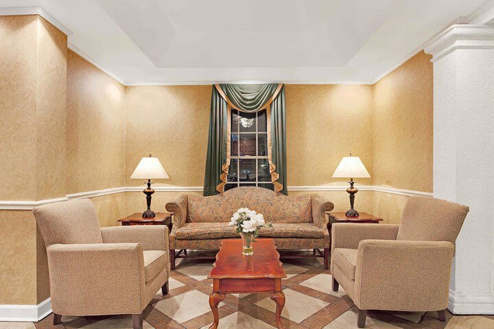 Baymont By Wyndham Pearl - thumb 3