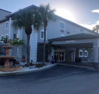 Days Inn  Suites by Wyndham Bonita Springs North Naples - Accommodation Dallas