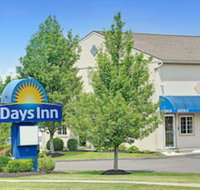 Days Inn by Wyndham Bethel - Danbury - Accommodation Dallas