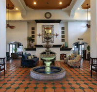 Oxford Suites Pismo Beach - Accommodation Dallas