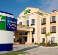 Holiday Inn Express Suites Beeville an IHG Hotel - Accommodation Dallas