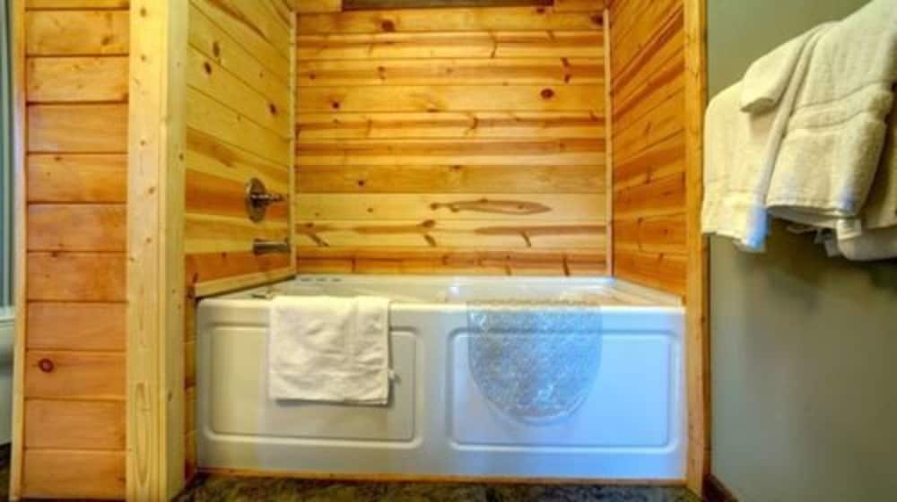 Paradise Hills Resort & Spa - thumb 4