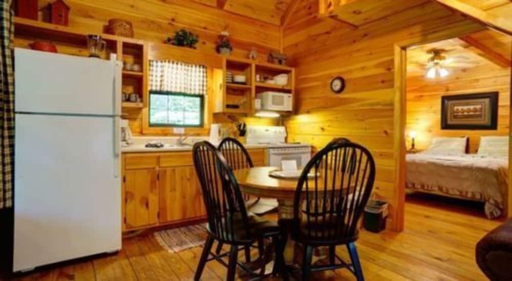 Paradise Hills Resort & Spa - thumb 2