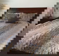 Sequoia Riverfront Cabins - Accommodation Dallas