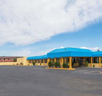 Days Inn  Suites by Wyndham Clovis - Accommodation Dallas