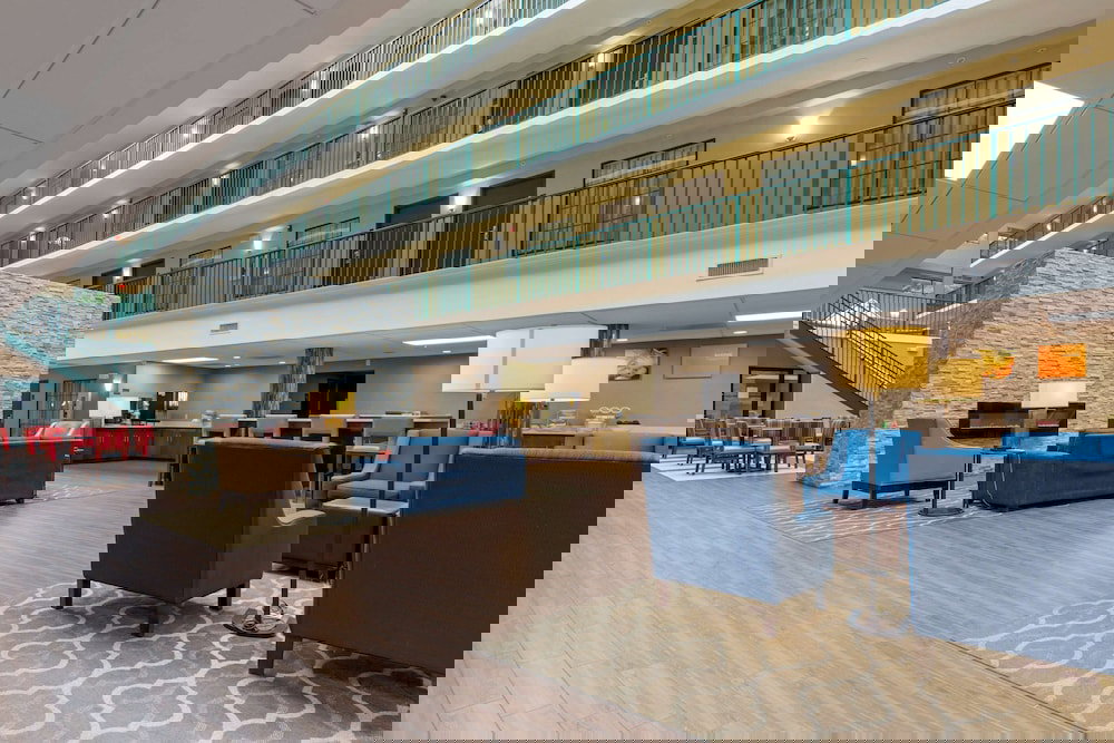 Comfort Suites Near Potomac Mills - thumb 3