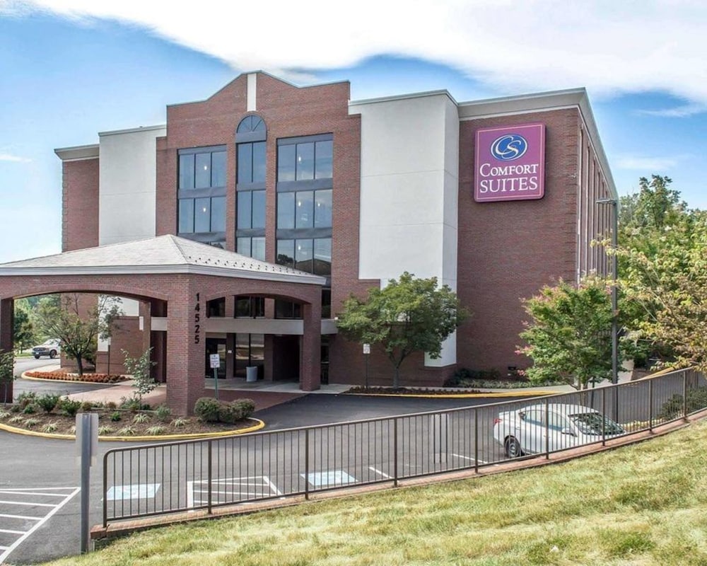 Comfort Suites Near Potomac Mills - thumb 0