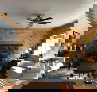 Bay Meadows Resort - Accommodation Dallas