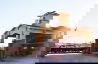 Winchester Inn  Suites Humble/IAH/North Houston