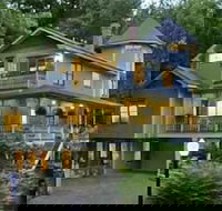 Arsenic and Old Lace BB - Accommodation Dallas