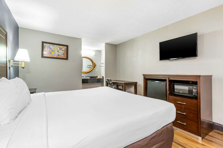 Econo Lodge - thumb 3