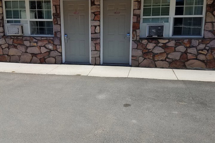 Rodeway Inn La Grande - thumb 3