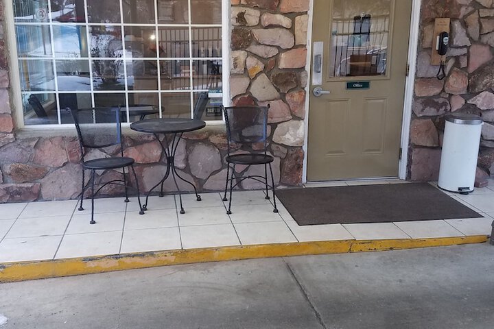 Rodeway Inn La Grande - thumb 1