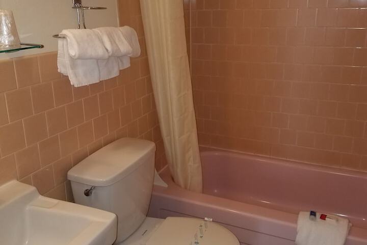 Rodeway Inn La Grande - thumb 7