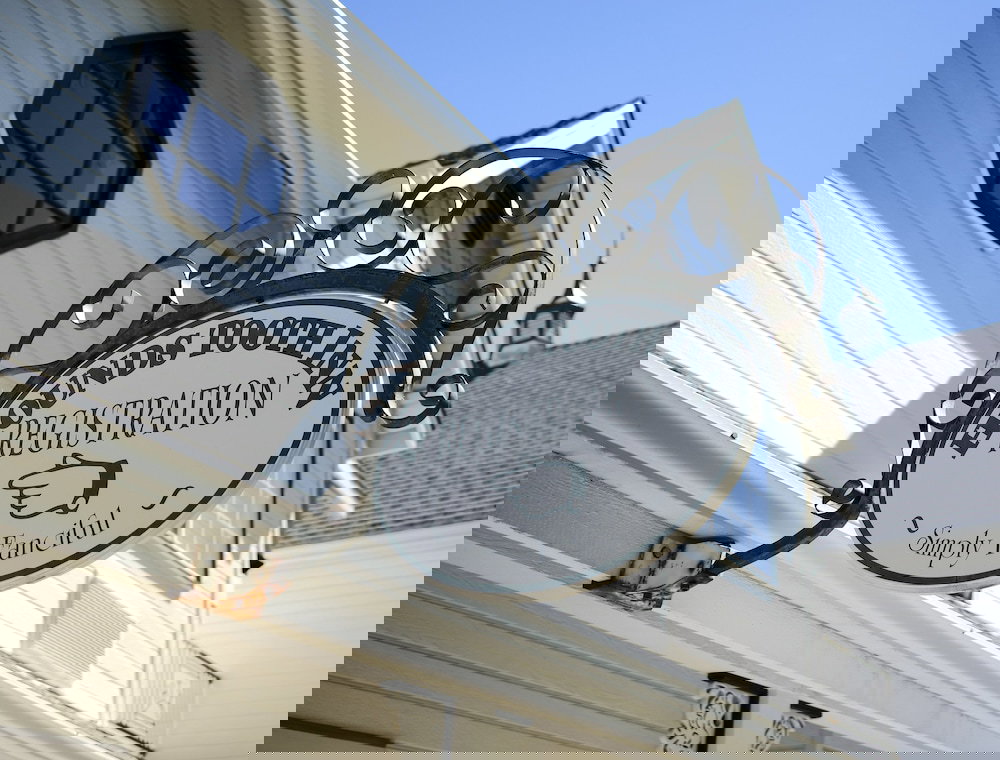 Hounds Tooth Inn - thumb 3