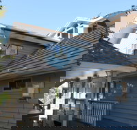 Black Bear Manor - Accommodation Dallas