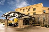 Grand Hotel at Bridgeport