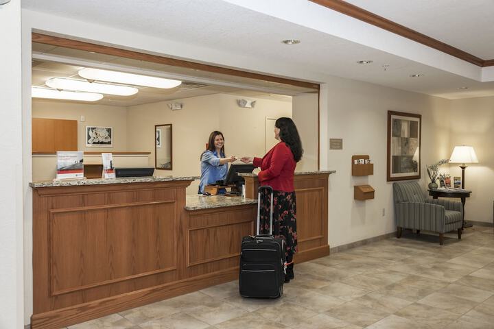 Candlewood Suites Burlington South, An IHG Hotel - thumb 2