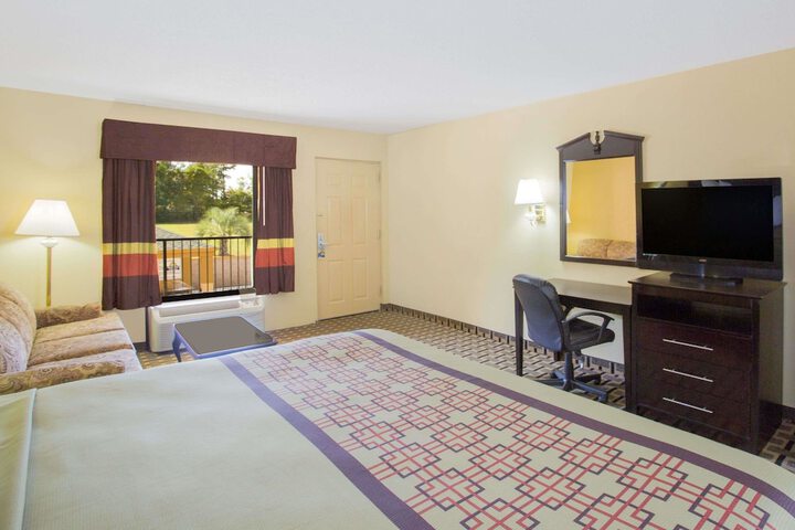 Days Inn By Wyndham Andalusia - thumb 6