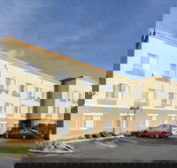 Comfort Inn  Suites Sacramento - University Area - Accommodation Dallas