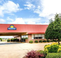 Days Inn by Wyndham Batesville - Accommodation Dallas