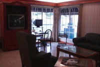 Stratford House Inn and Suites