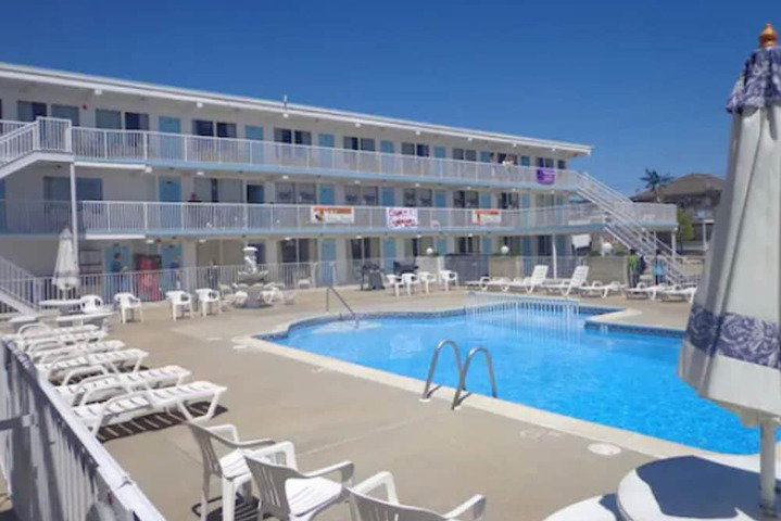 The Caprice Motel - thumb 6