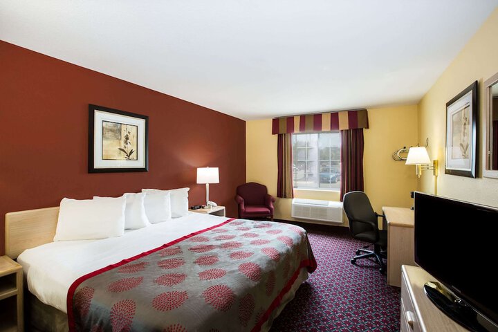 Ramada By Wyndham Sioux Falls - thumb 6