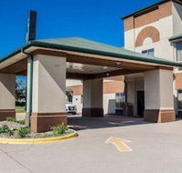 Quality Inn  Suites Altoona - Des Moines - Accommodation Dallas