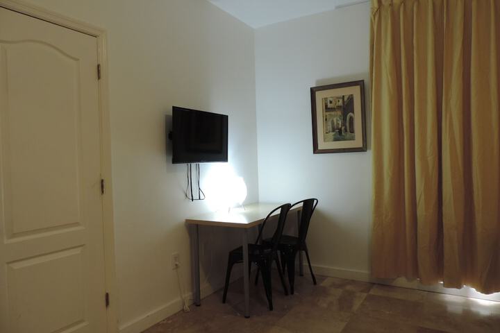 James Hotel - thumb 7