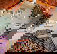 Red Carpet Inn - Accommodation Dallas