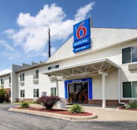 Motel 6 Altoona IA - Des Moines East - Accommodation Dallas
