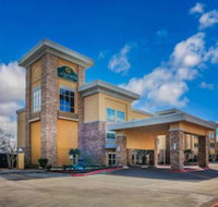 La Quinta Inn  Suites by Wyndham Beeville - Accommodation Dallas