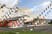 Hampton Inn  Suites Wilmington Christiana