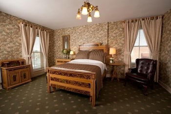 The Golden Lamb - thumb 6