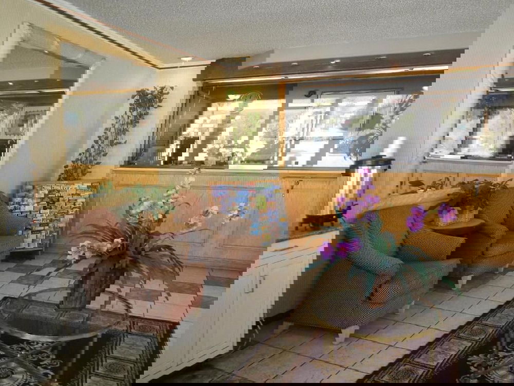 Lemon Tree Inn - thumb 5