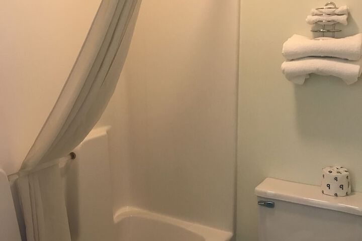 Hartwood Inn - thumb 6