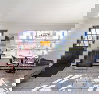 Motel 6 Mechanicsburg PA - Harrisburg West - Accommodation Dallas