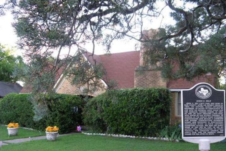 Allas Historical Bed & Breakfast Spa & Cabana