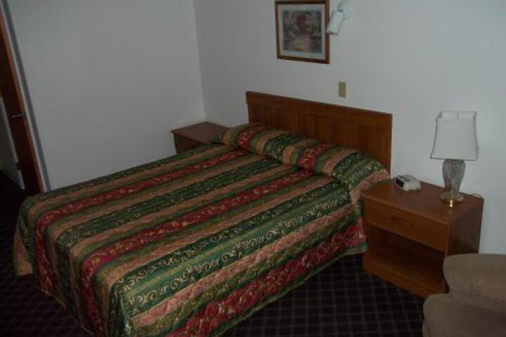 River Valley Inn - thumb 1