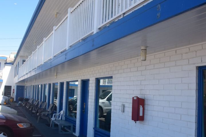 Dolphin Cove Motel - thumb 3