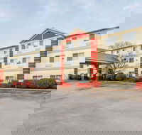 Comfort Inn  Suites East Moline near I-80 - Accommodation Dallas