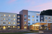Fairfield Inn  Suites Springfield Northampton/Amherst