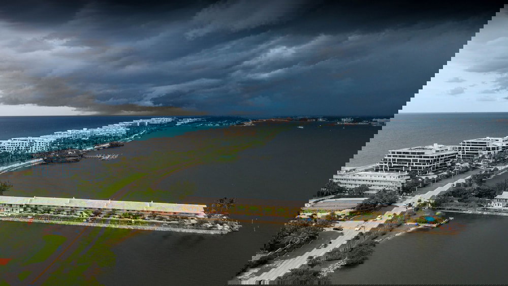 Palm Beach Waterfront Suites - thumb 1