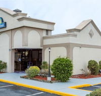 Days Inn by Wyndham Salisbury - Accommodation Dallas
