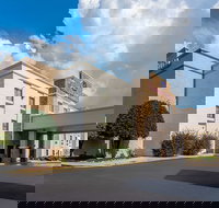 Comfort Suites Airport - Accommodation Dallas