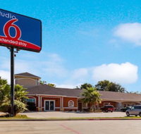 Studio 6 Pleasanton TX - Accommodation Dallas